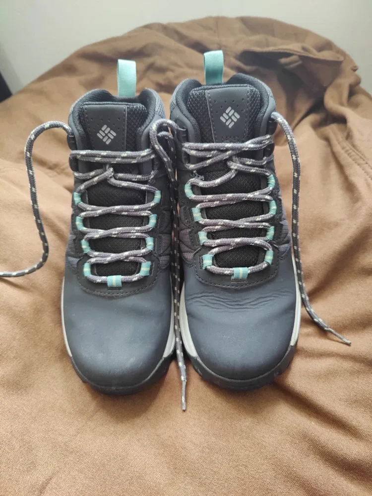 Columbia Women's Hiking Boots - Size 6.5 image indicator(4)