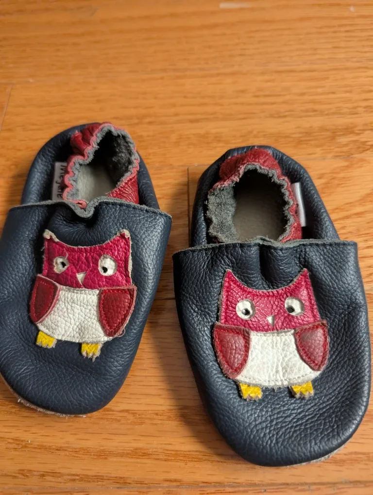 Toddler Shoes Size 4-5 image indicator(4)