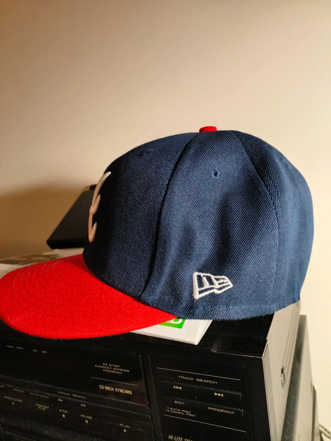 New Era Atlanta Braves 7 1/4 Fitted Hat image indicator(2)