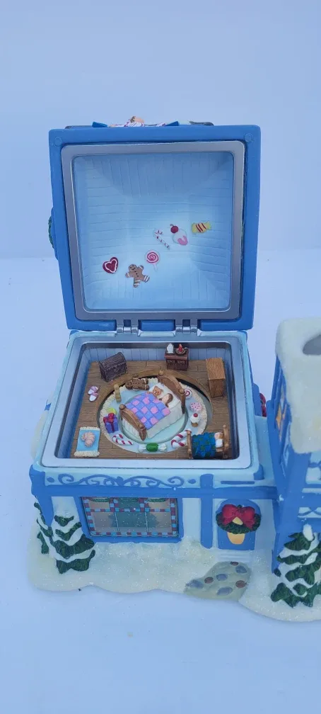 Blue Christmas Music Box Figurine image indicator(2)