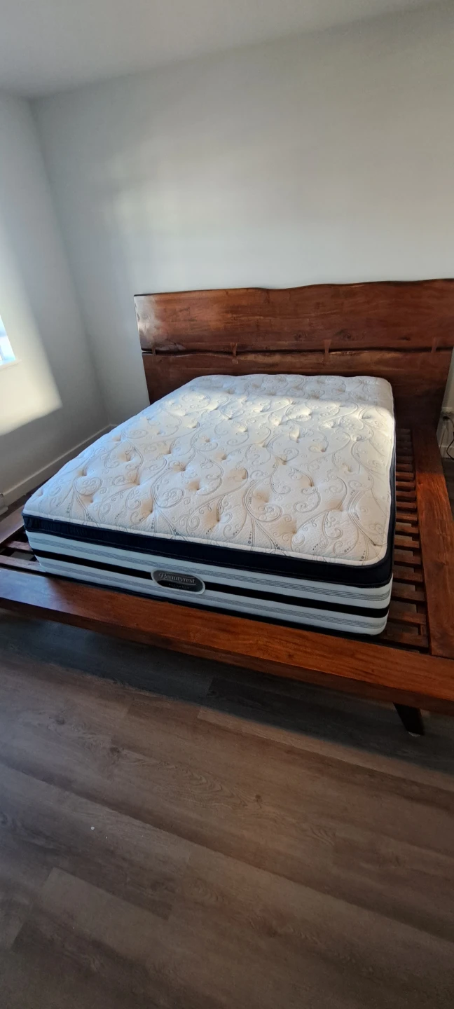 Queen pillow top Beautyrest Mattress - plush