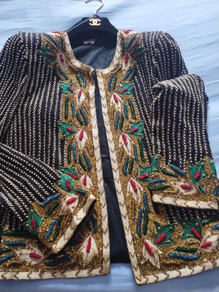 Beaded Silk Jacket - Size M image indicator(8)