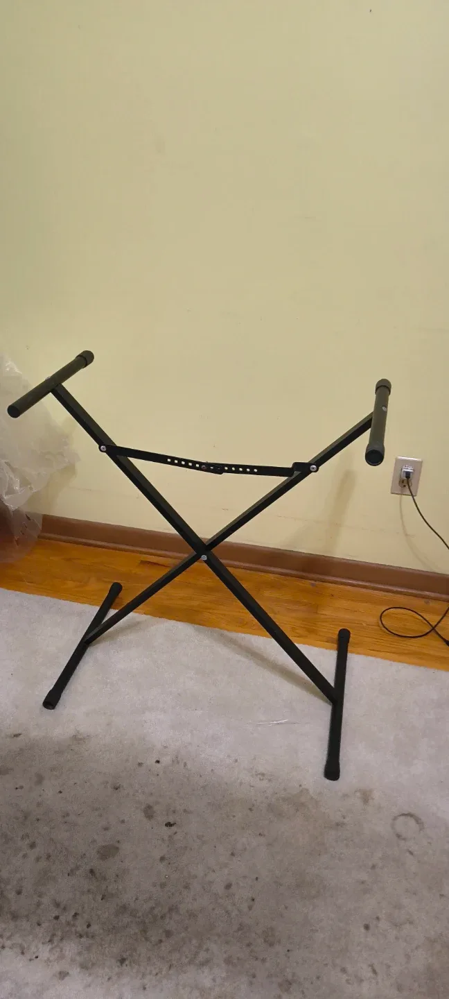 Keyboard Stand - Black
