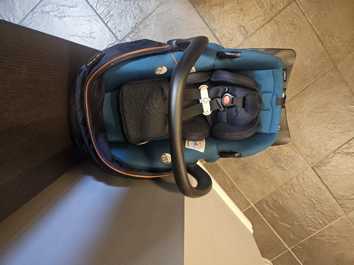 Evenflo LiteMax Infant Car Seat