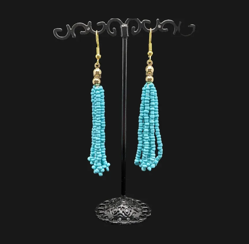 Handmade Earrings & Beaded Bracelet image indicator(3)