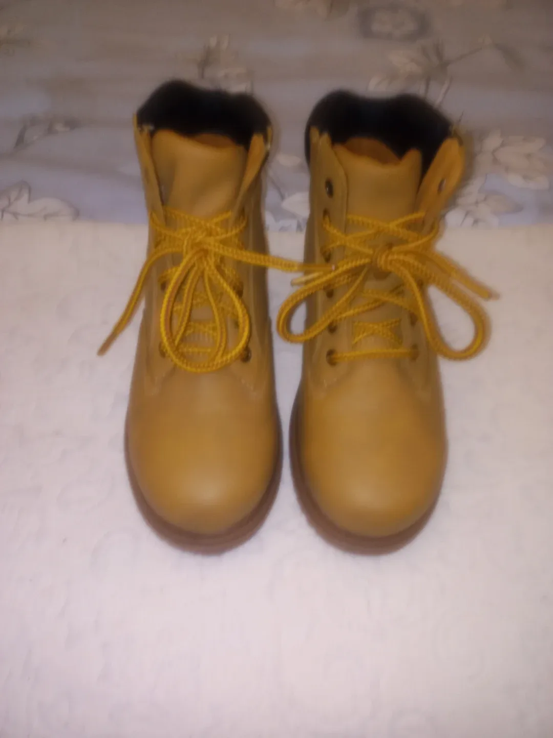 George Youth Boots - Size 2 thumbnail