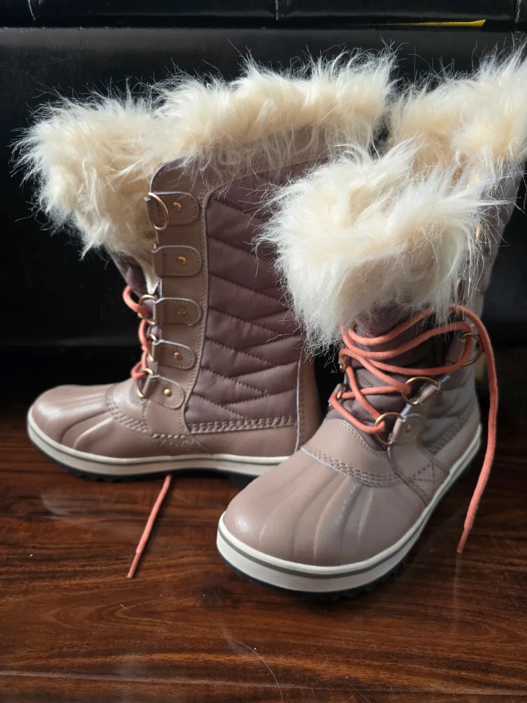 Sorel Women's Winter Boots, Size 7