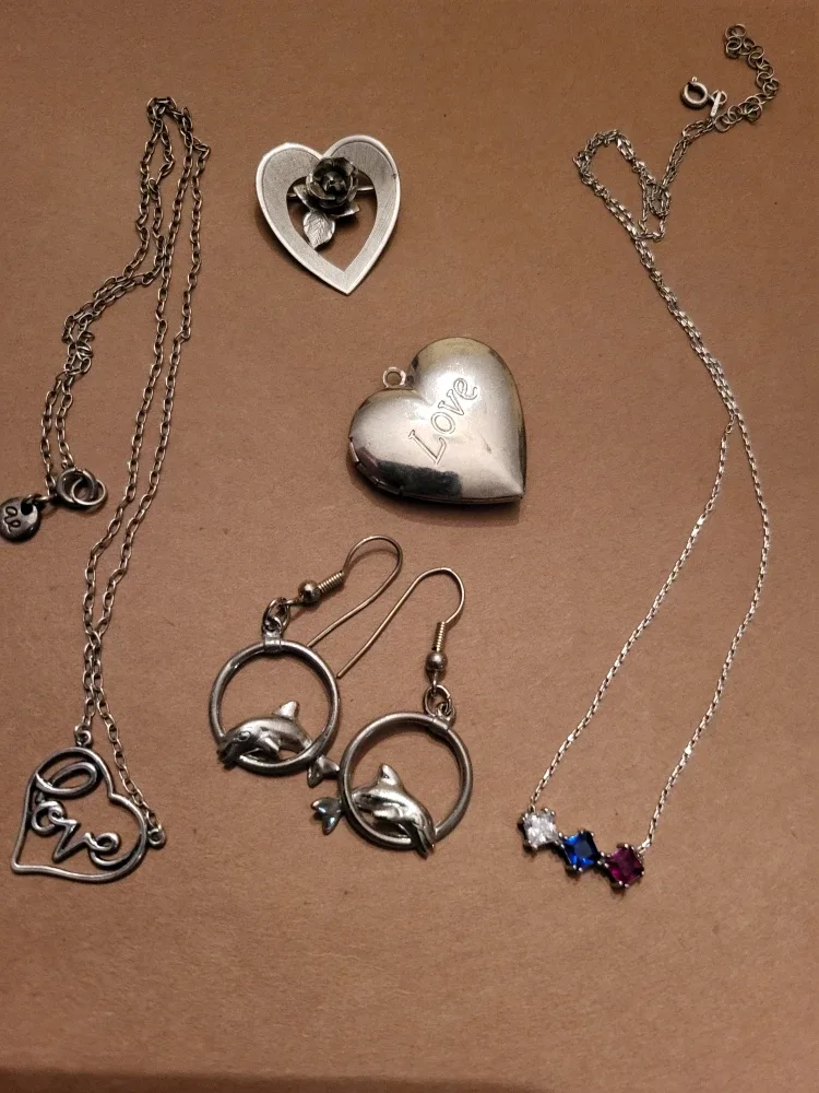 Set of 5 Sterling  925 Silver Jewellery pieces.