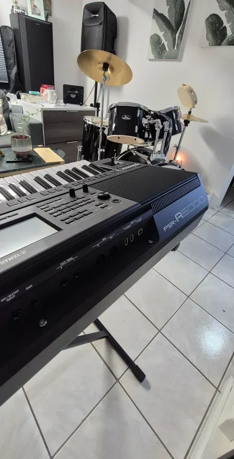 Yamaha MODX6+ Music Synthesizer image indicator(3)