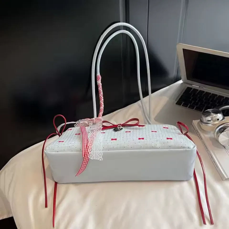 🎀 Sweet French Bow Shoulder Bag – Stylish & Versatile image indicator(2)