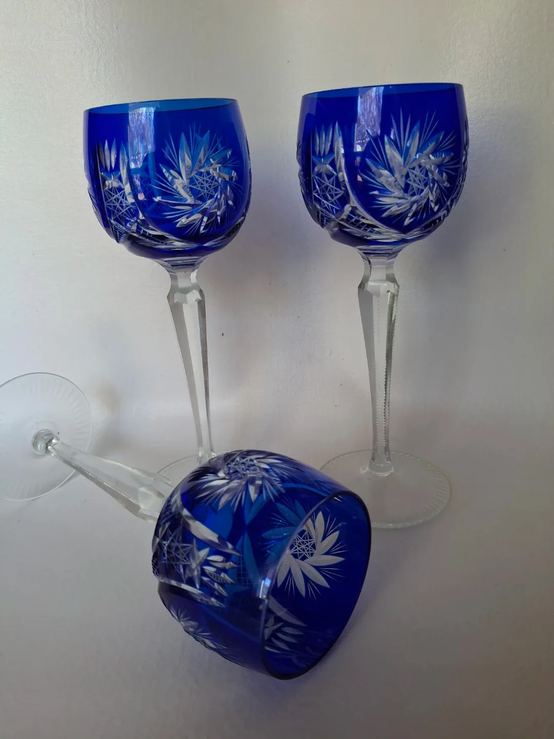 Set of 3 Blue Crystal Wine Glasses image indicator(3)