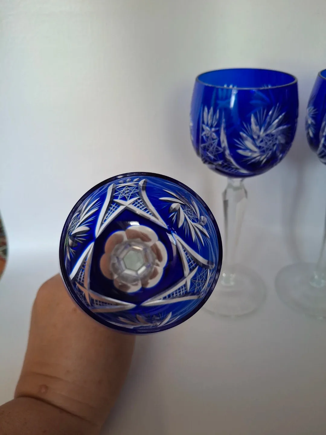 Set of 3 Blue Crystal Wine Glasses image indicator(4)