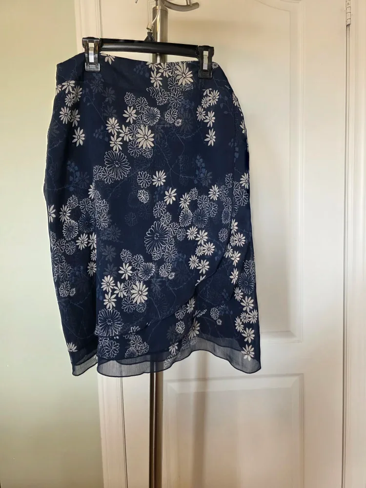 Cleo Blue And White Floral Print Skirt