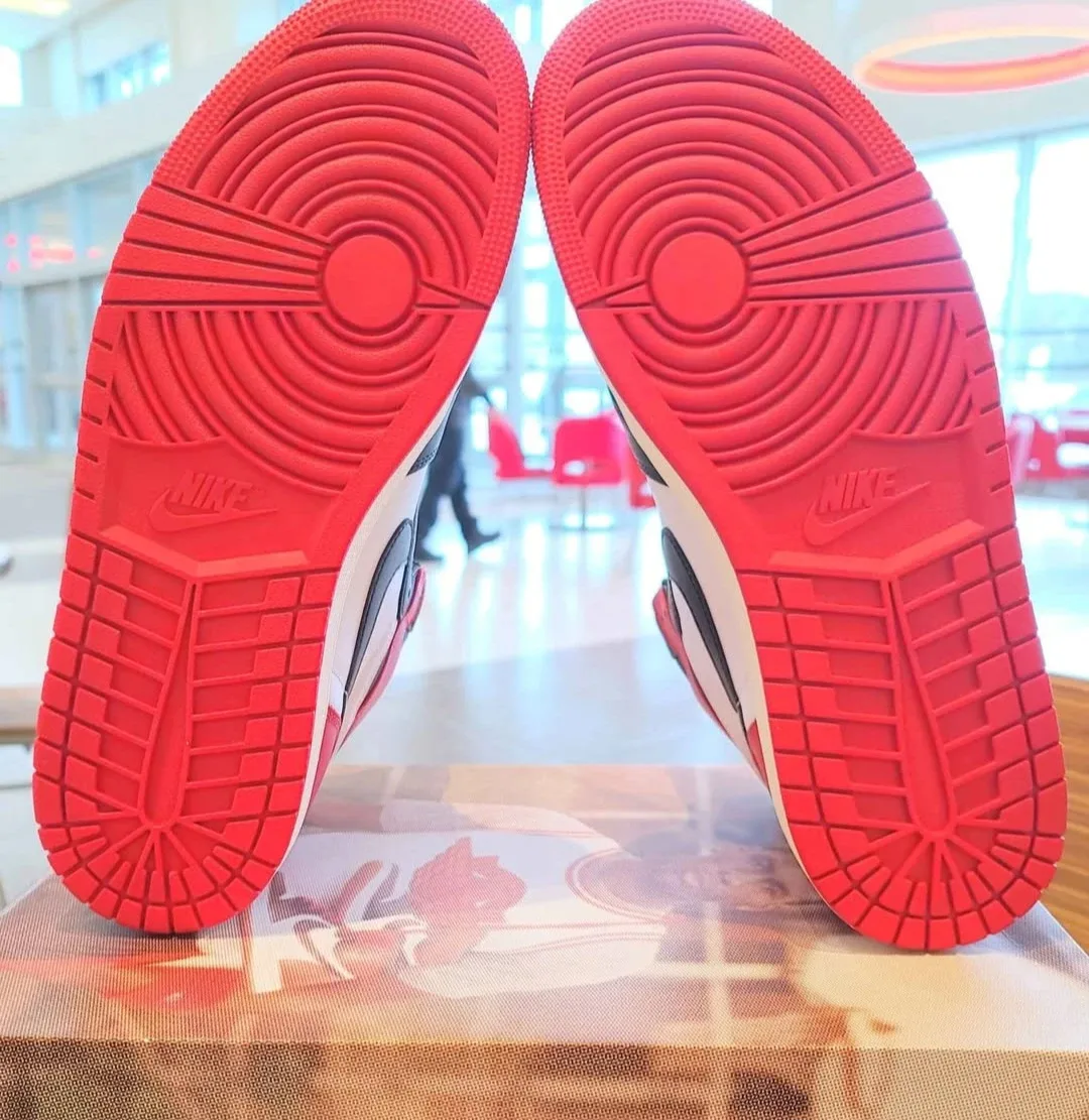 Jordan 1 Black Toe Reimagined! image indicator(4)