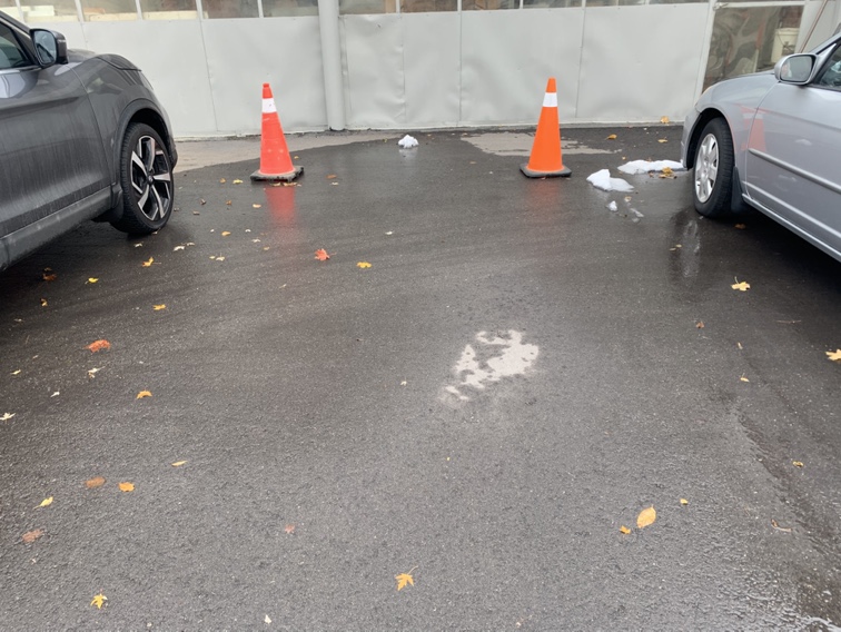 Parkings avail.. For car, SUV, Rv. Up to 16ft Horner/30th st.🥕🥕 - photo 2