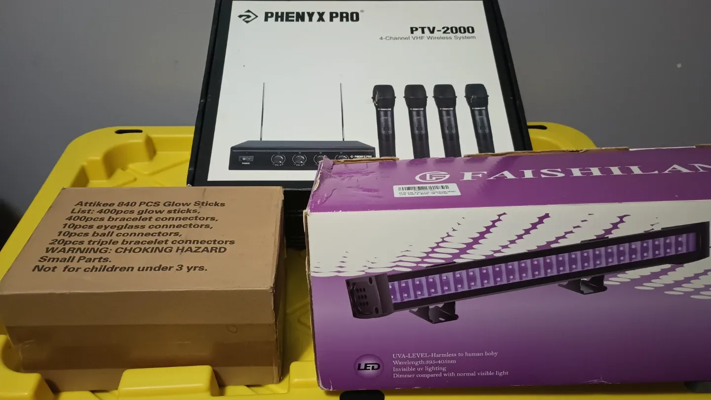 Phenyx Pro Wireless System + 4 pk black light+840 PCS Glowstick thumbnail