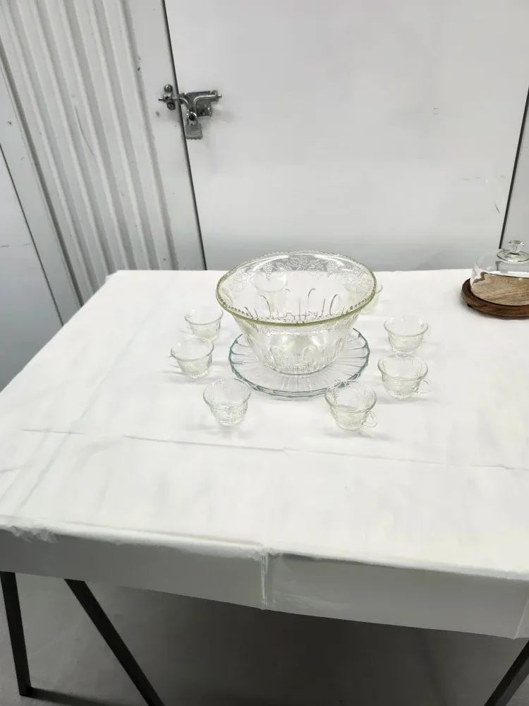 Party Punch Bowl 8 cups / cheese or dessert cake plate - mini