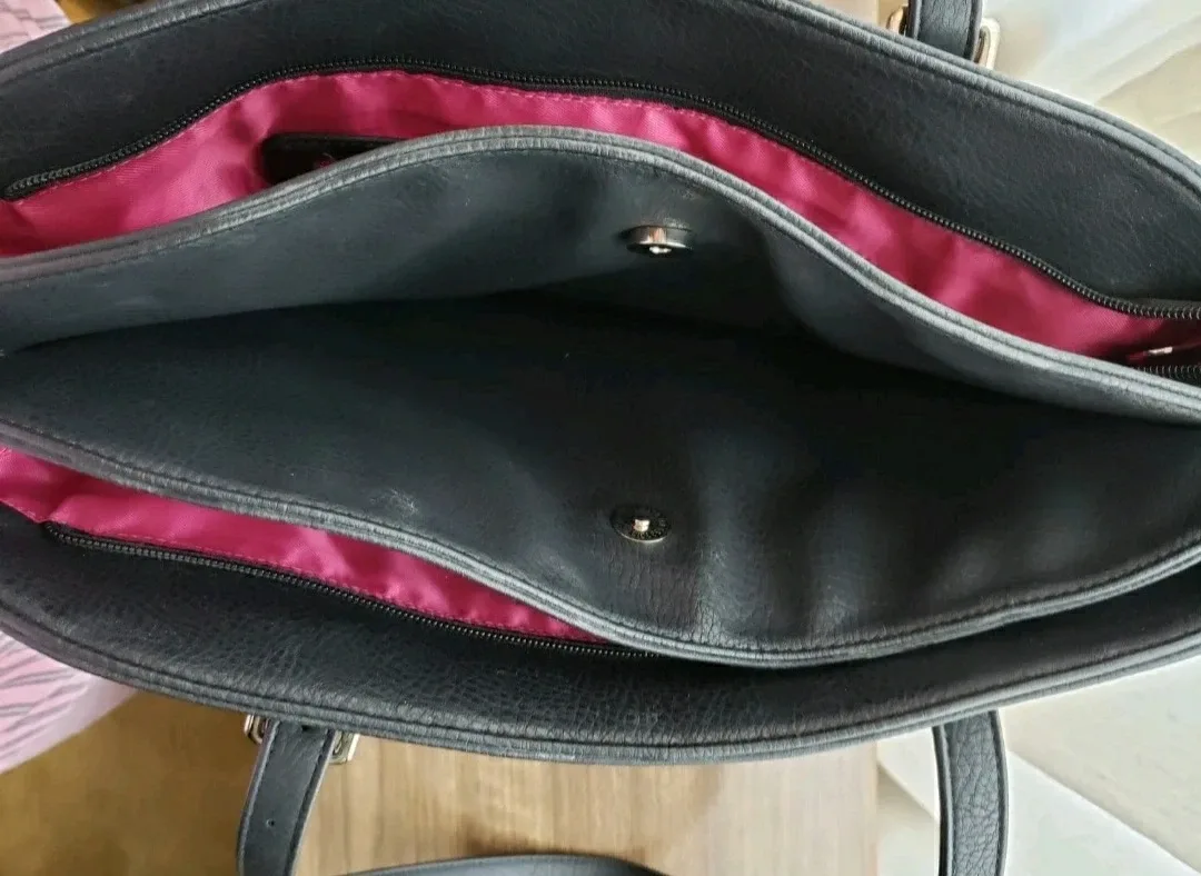 SQ Black Tote Bag image indicator(2)