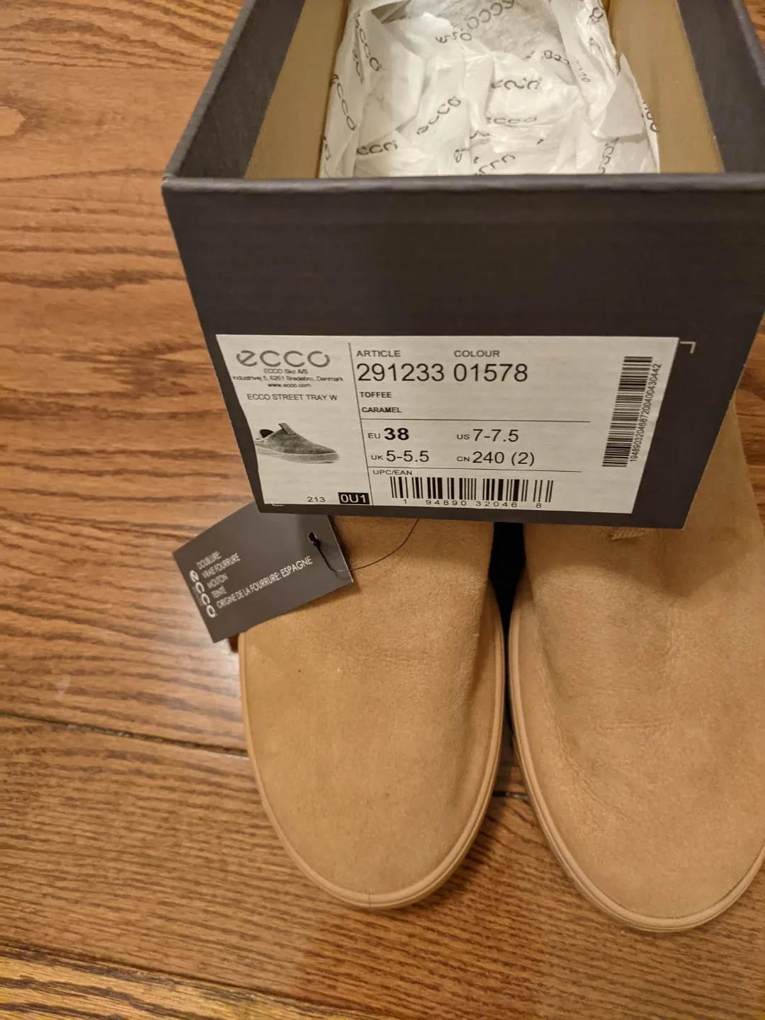 UGG Tasman Slipper Size 7 - New with tags!