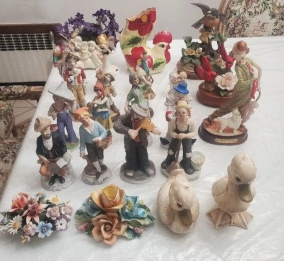 25 porcelain and ceramic vintage figurines thumbnail