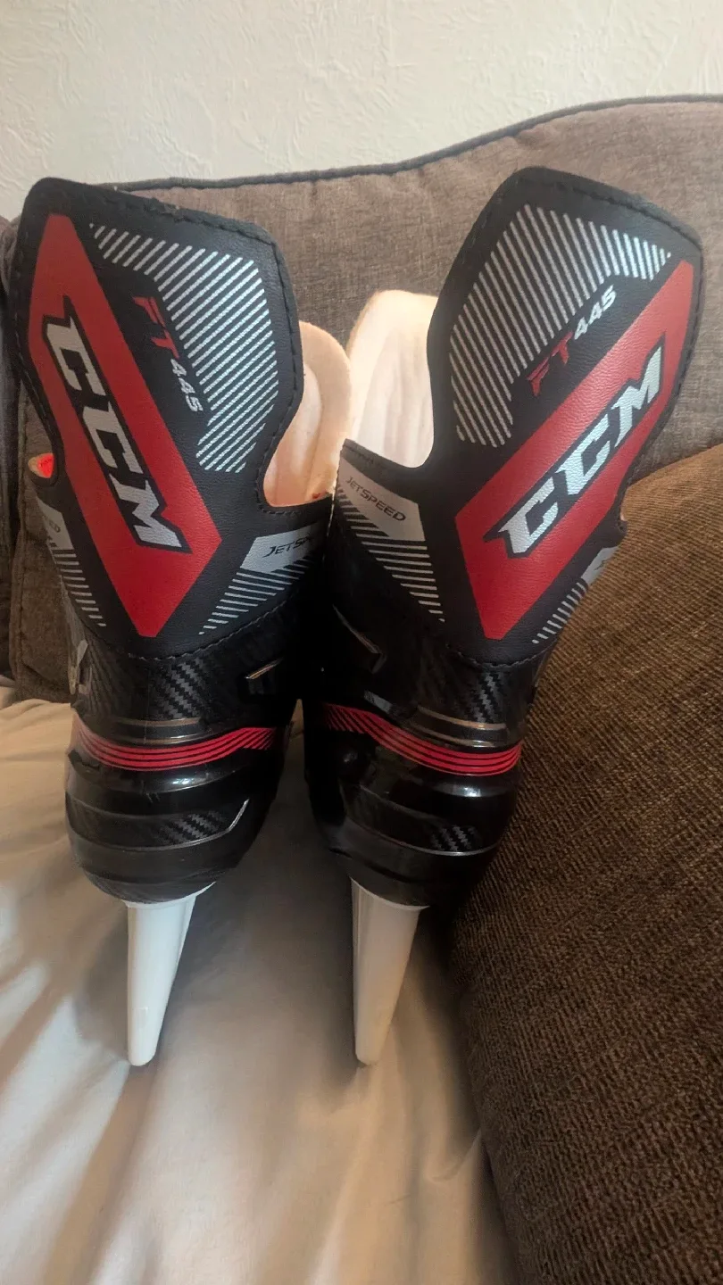 CCM JetSpeed FT445 Ice Hockey Skates - US Size 12 image indicator(3)