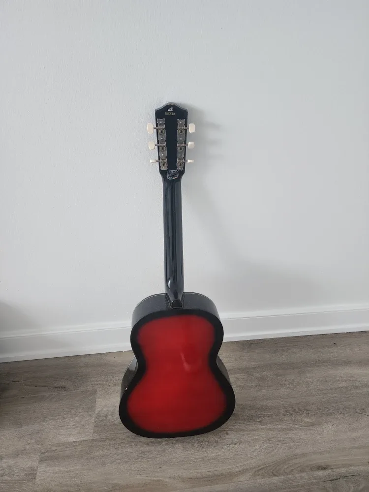 Acoustic Guitar Youth Size (Case available for extra 10$) image indicator(2)