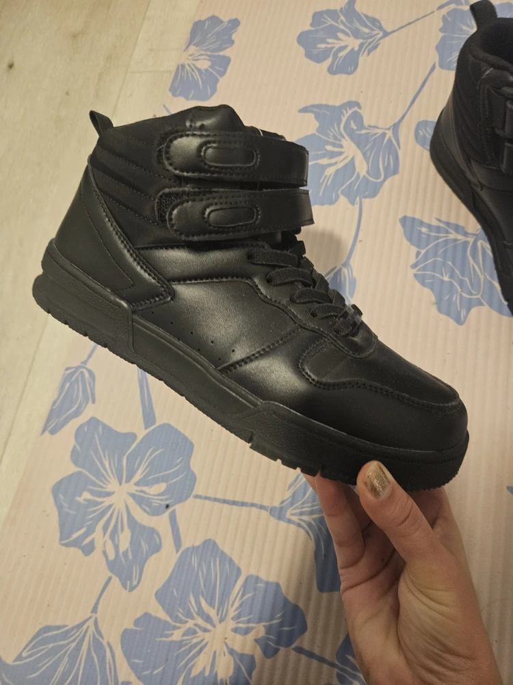 Lucky Step Black High-Top Sneakers - Size 8 - photo 4