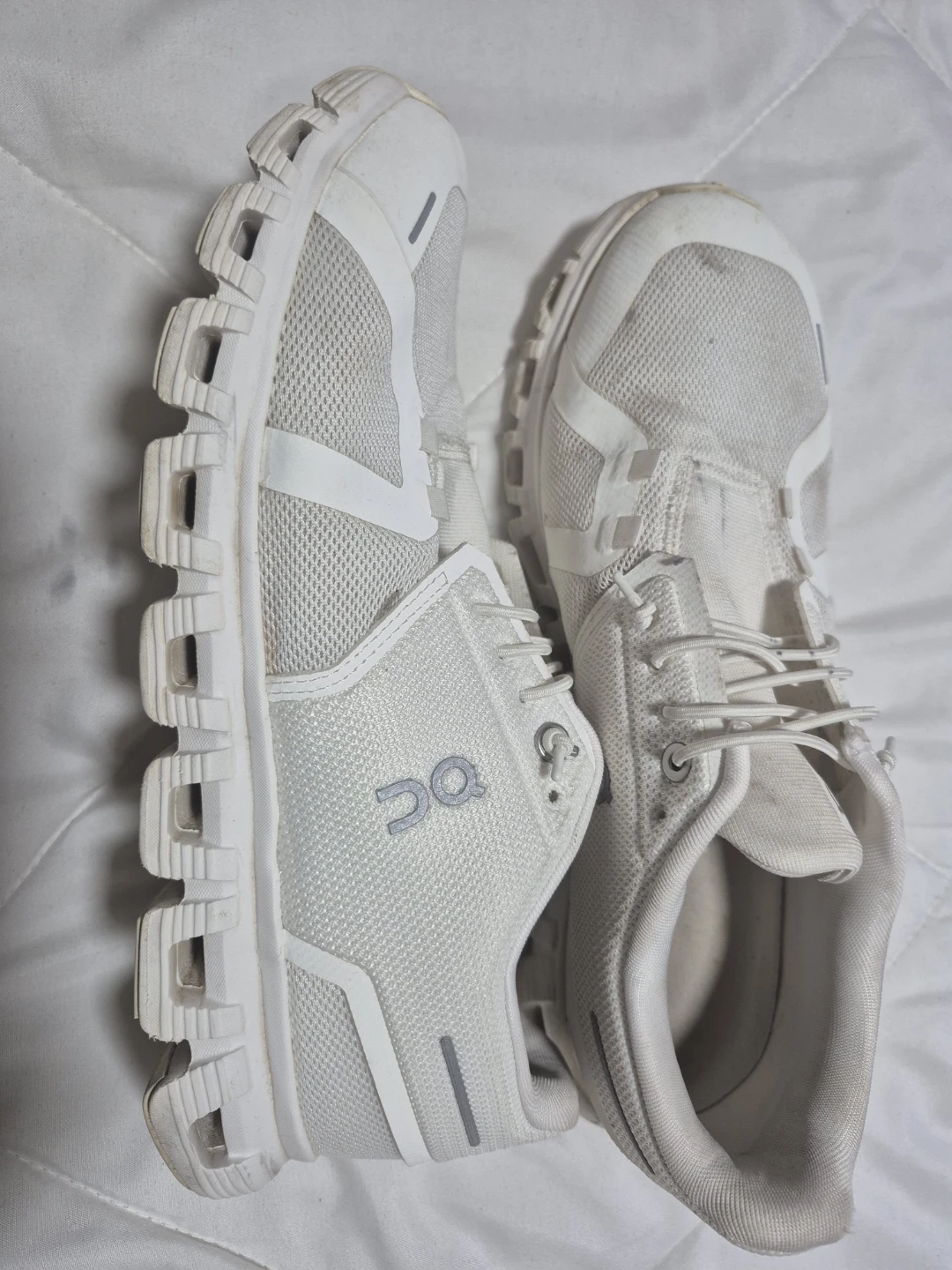 On Cloud White Running Shoes - US Men's 8.5 - photo 5