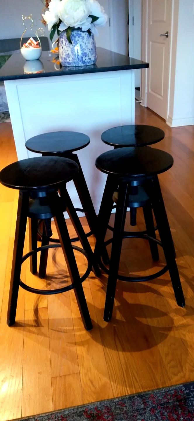 Set of 4 dark brown adjustable Bar Stools