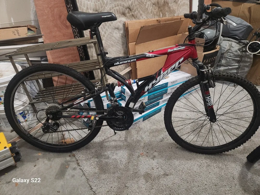 Hyper Boundary Trail 24" Mountain Bike image indicator(3)