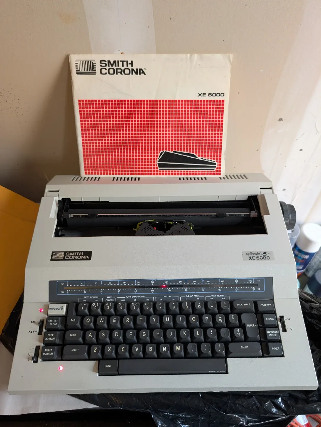 Smith Corona XE 6000 Typewriter thumbnail