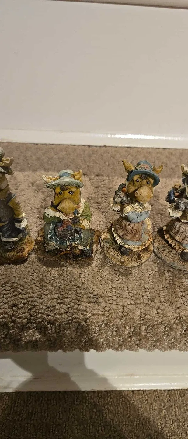 Mooseberry Farms Figurines Four Piece Set image indicator(5)