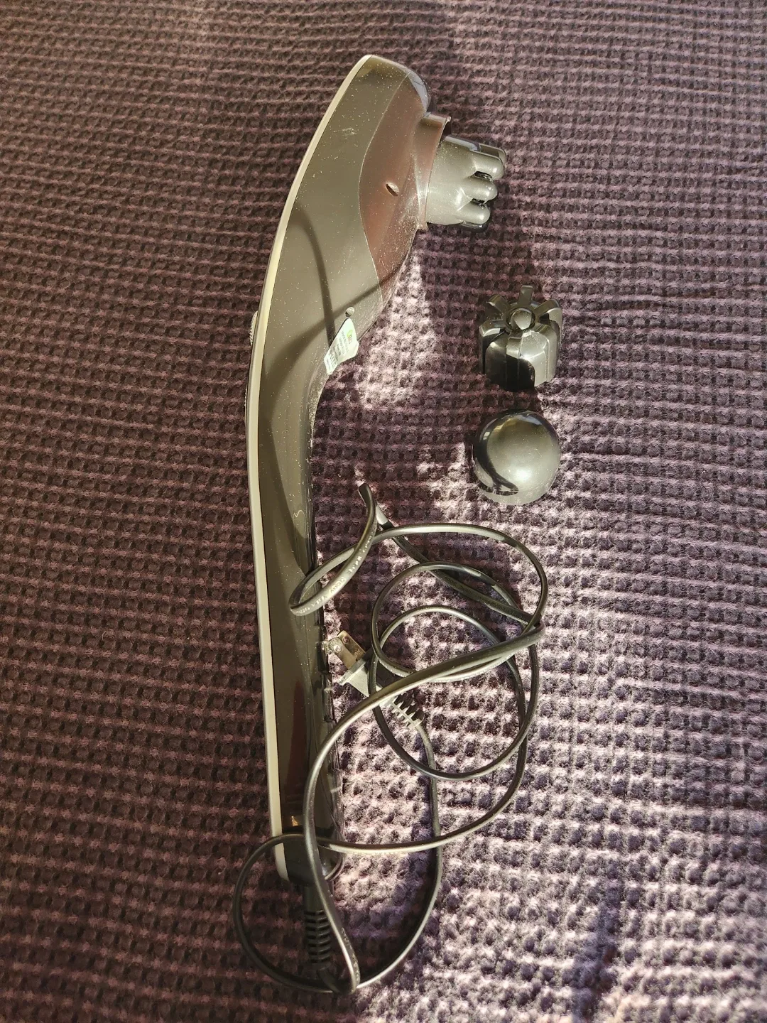 Omas Handheld Massager with Attachments(ONLY PICK UP) image indicator(2)