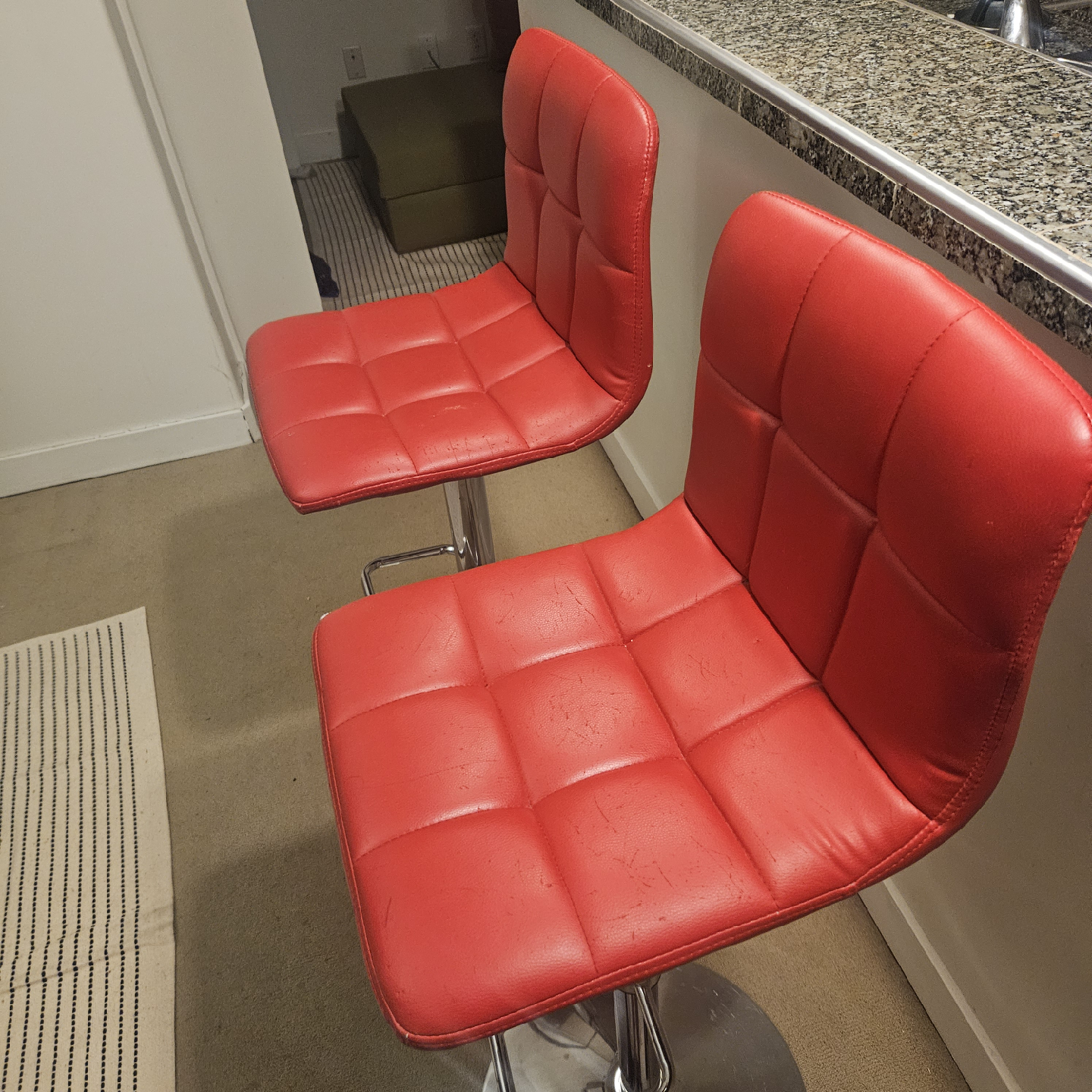 Set of 2 Red Swivel Bar Stools - photo 3