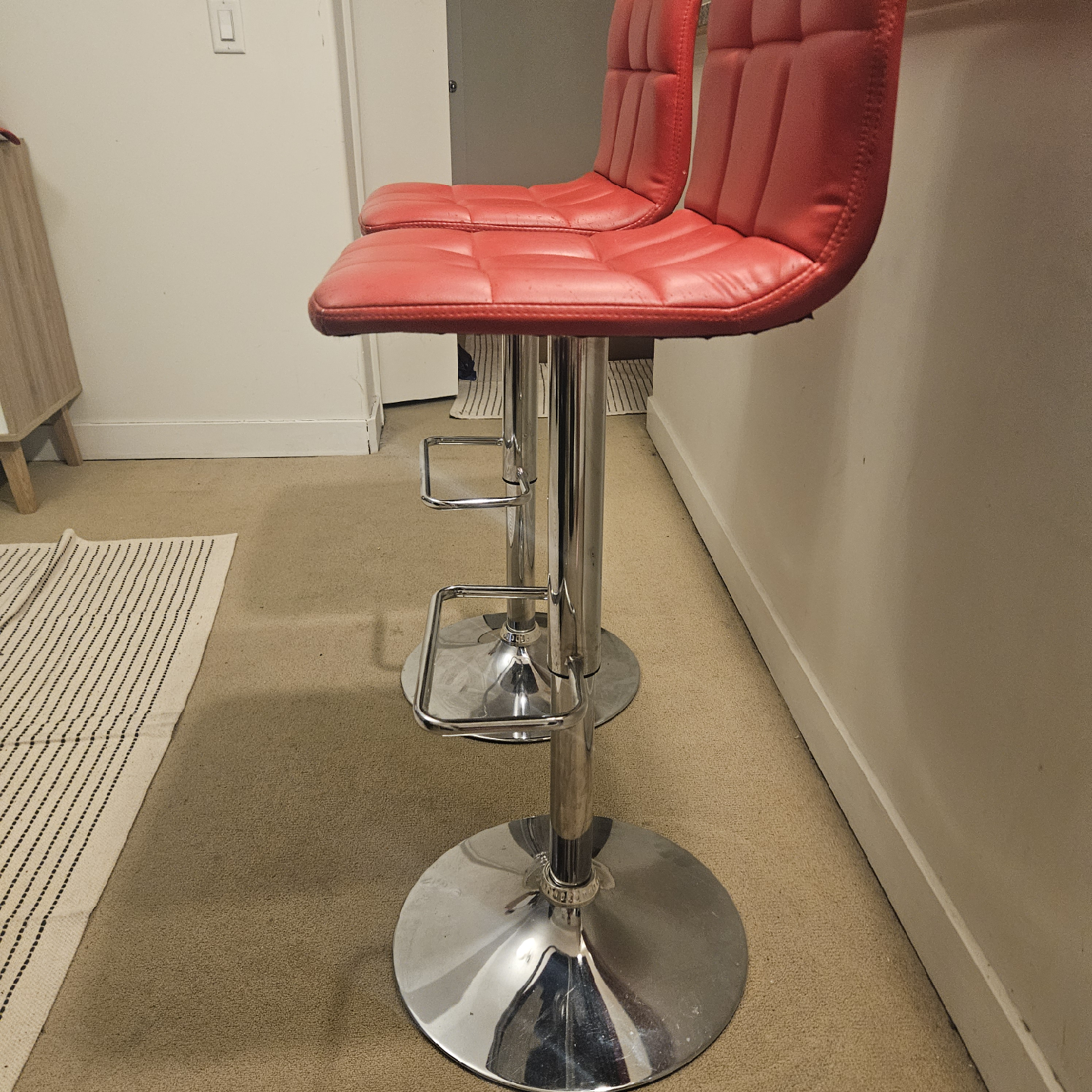 Set of 2 Red Swivel Bar Stools - photo 4