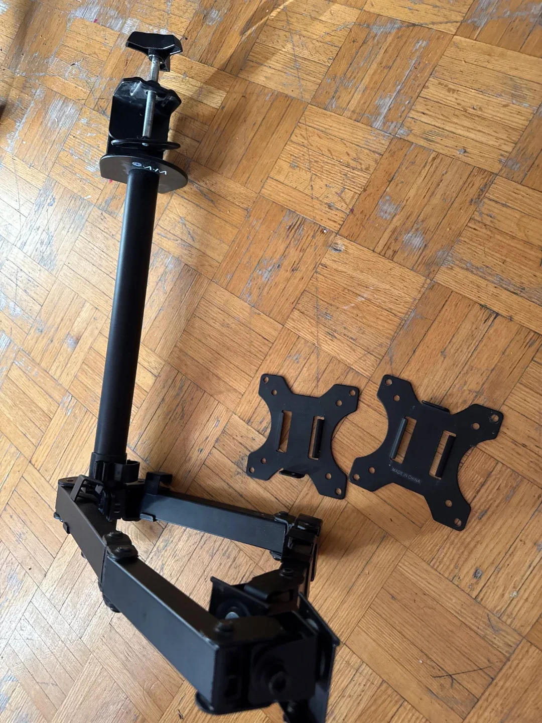 VIVO Single Monitor Desk Mount thumbnail