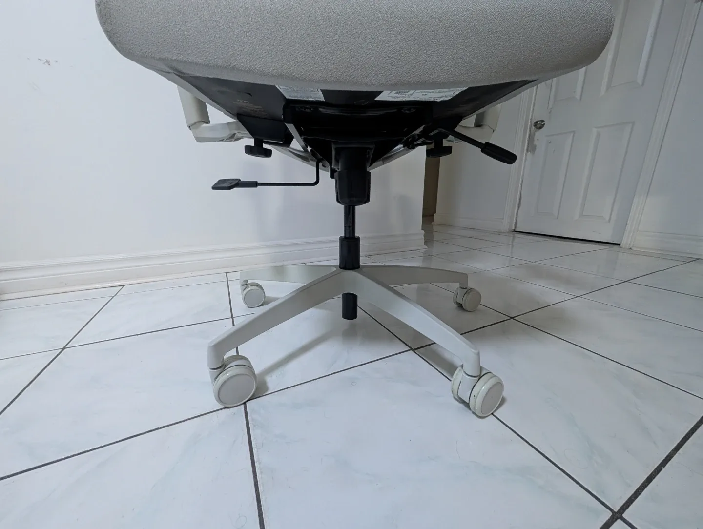 Ergonomic Office Chair image indicator(4)