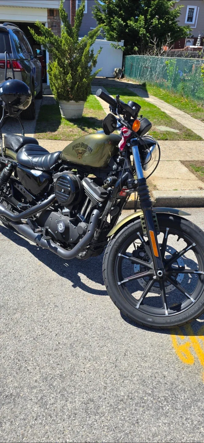 Harley-Davidson Motorcycle image indicator(10)