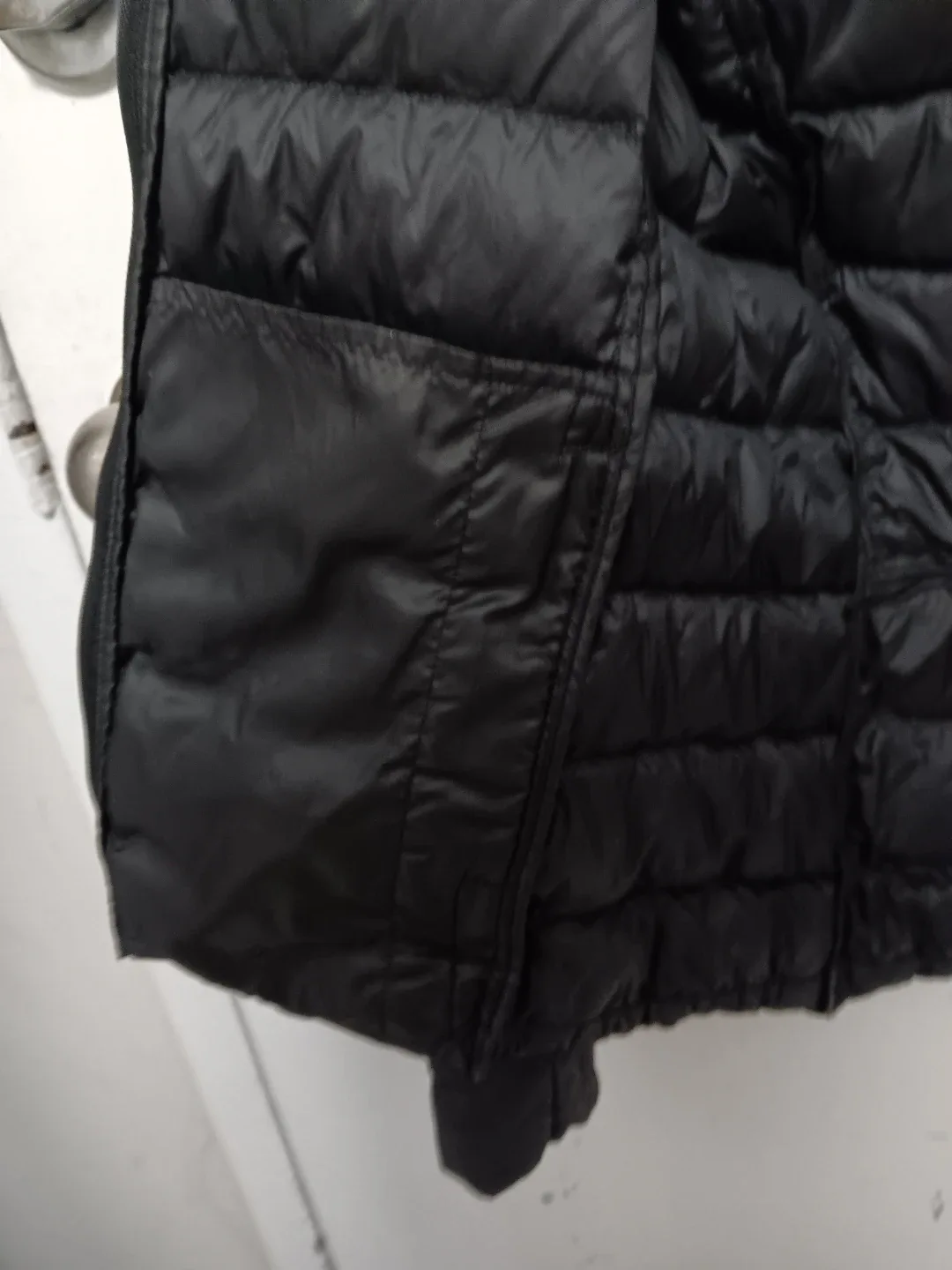 Uniqlo Ultra Light Down Jacket - XS Black image indicator(4)