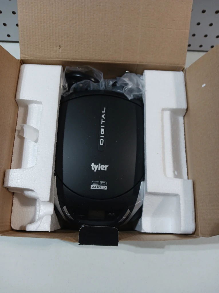 Tyler TAU101-SL CD/CD-R Boombox - New in Box! - photo 2