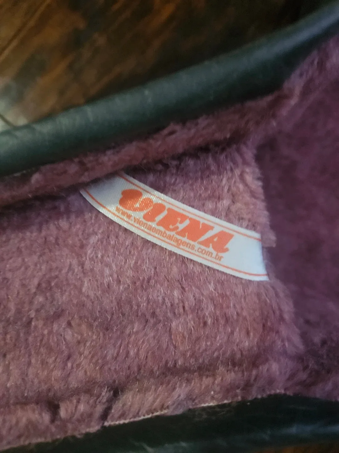 Guitar Case image indicator(3)