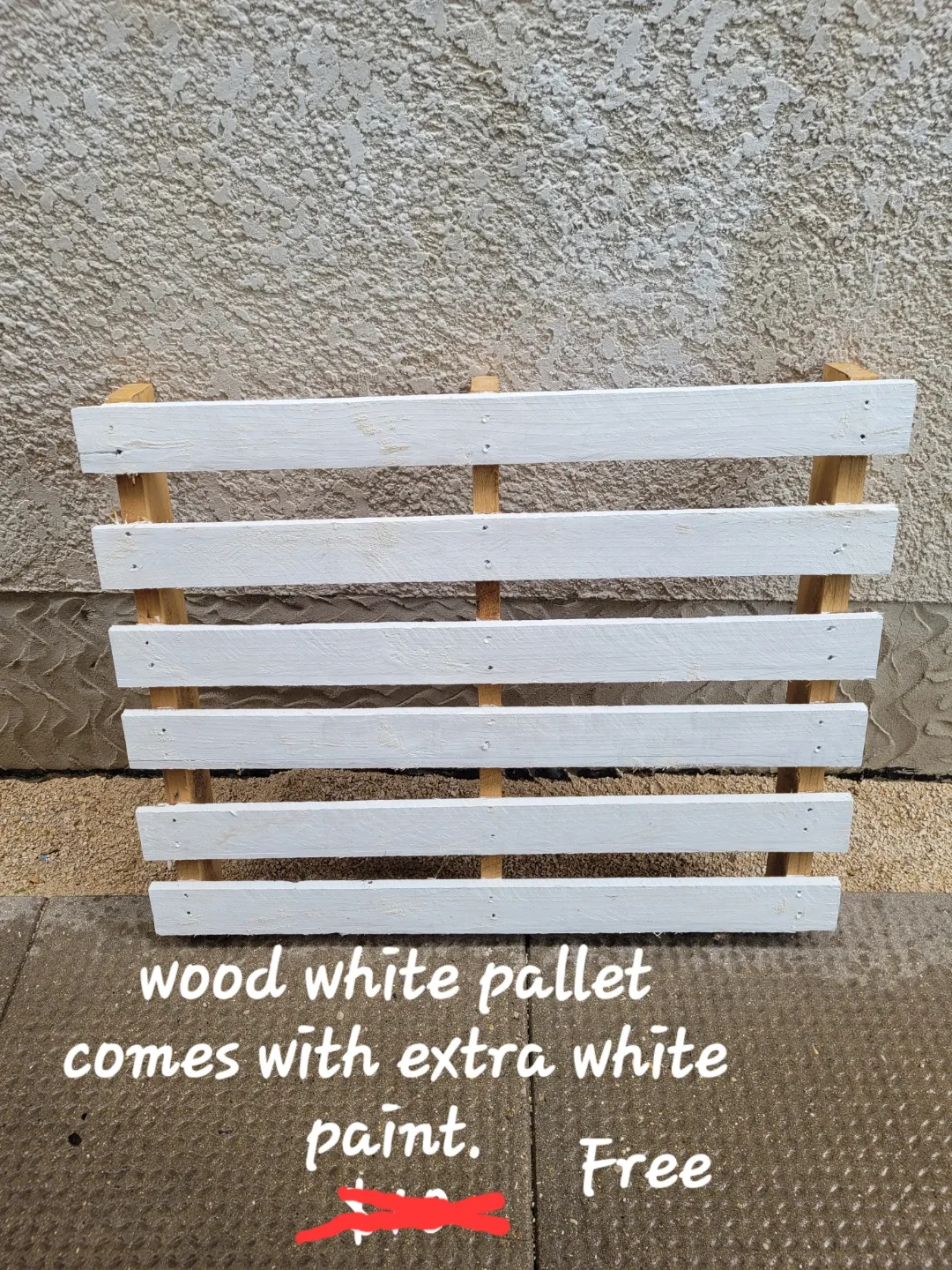 FREE White Wood Pallet