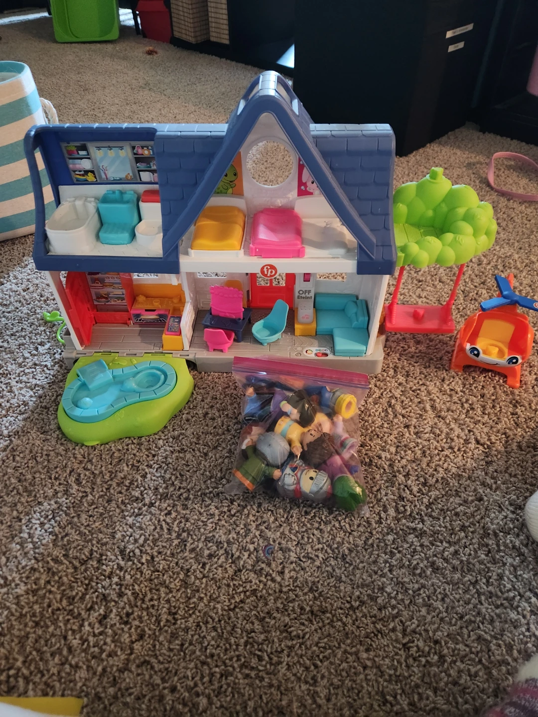 Fisher-Price Little People Dollhouse + Figures