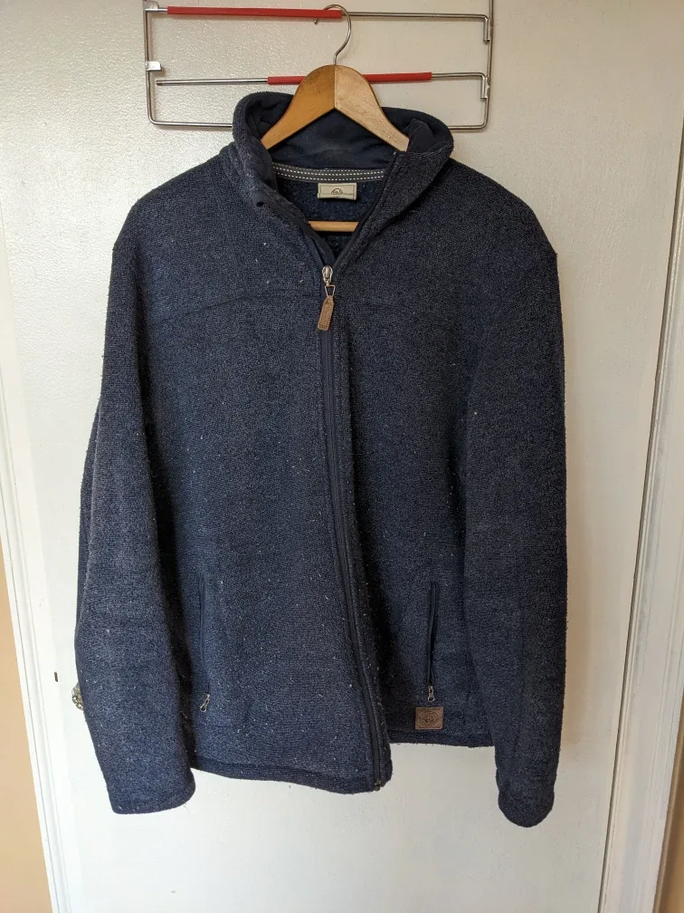 Navy Fleece Zip-up size L