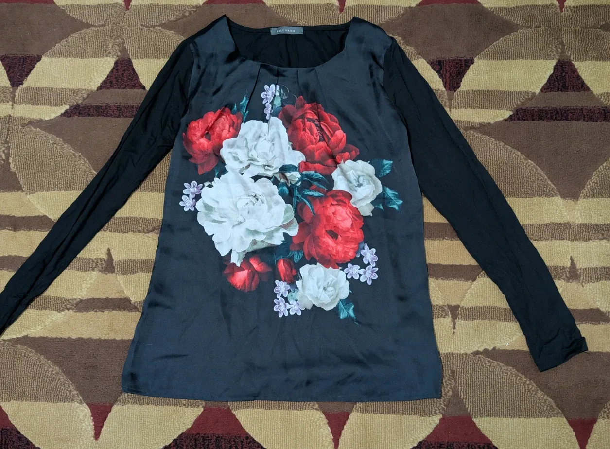 Suzy Shier Floral Print Long Sleeve Top