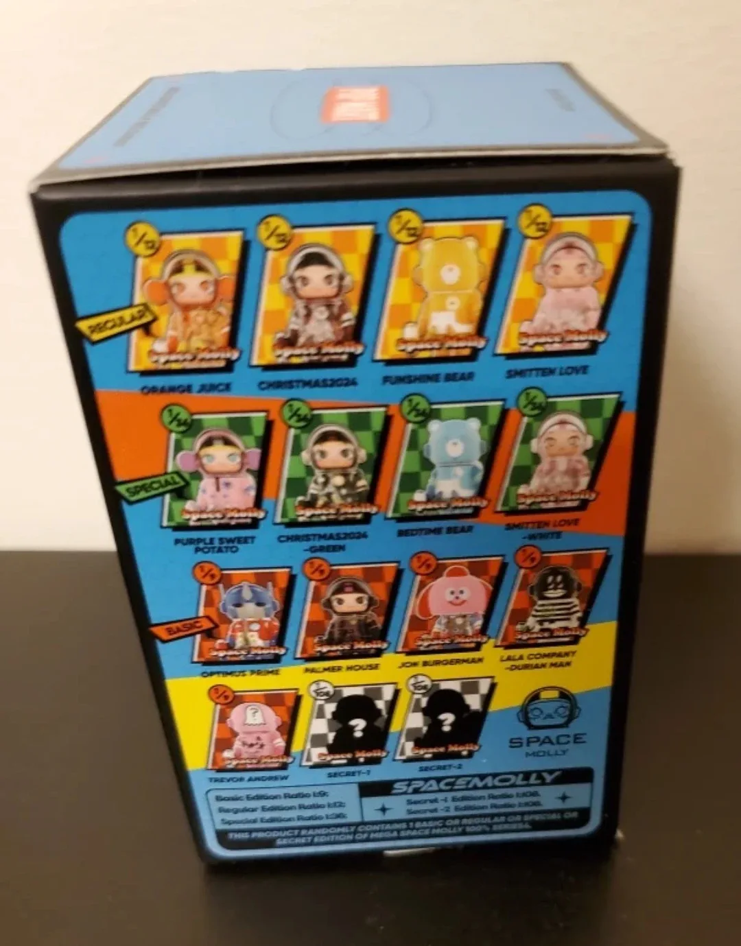 Pop Mart Mega Space Molly 100%  Orange Juice Series 4 image indicator(2)