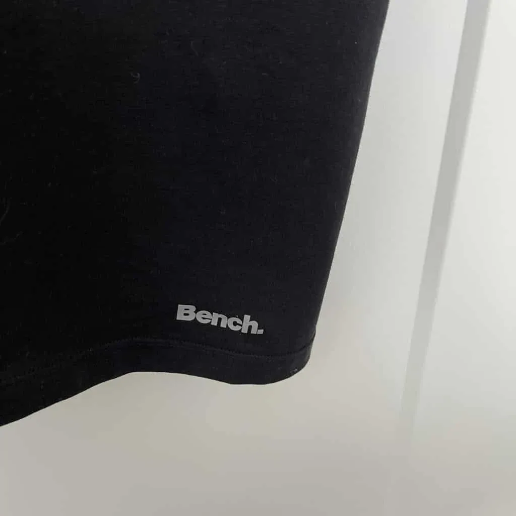 Black Bench Men's V-Neck T-Shirt image indicator(5)