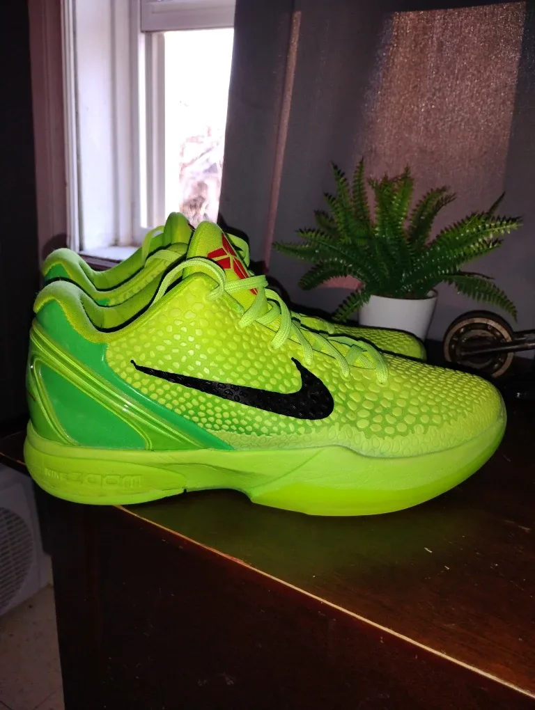 Nike Kobe 6 Protro Grinch, Size 11 US