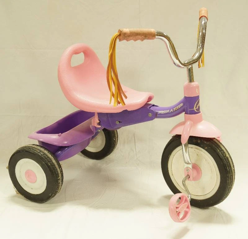 Radio Flyer Tricycle - photo 3