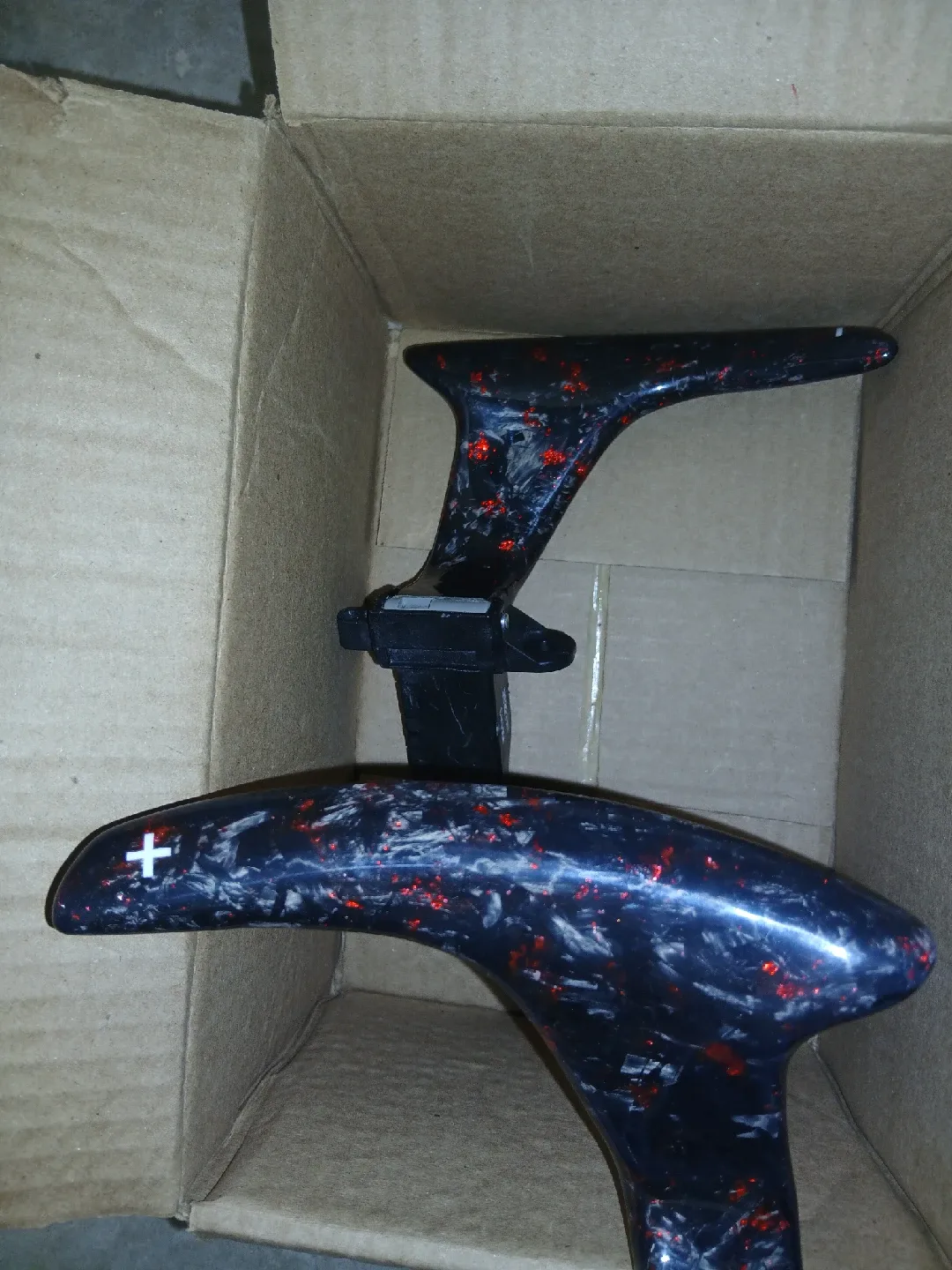 Q50 forged carbon w/ red metallic flake paddle shifters image indicator(2)